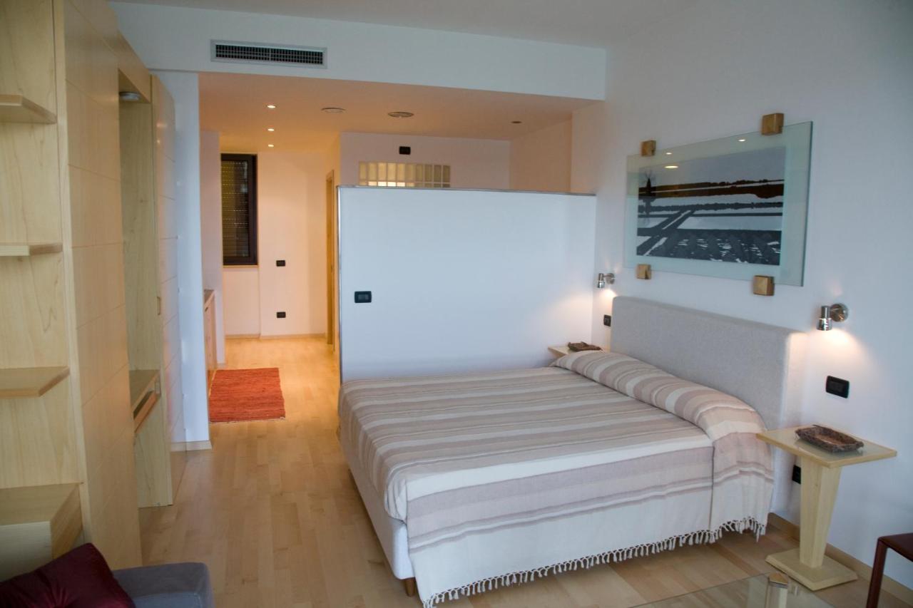 Garibaldi Citta' Apartment Трапани Екстериор снимка